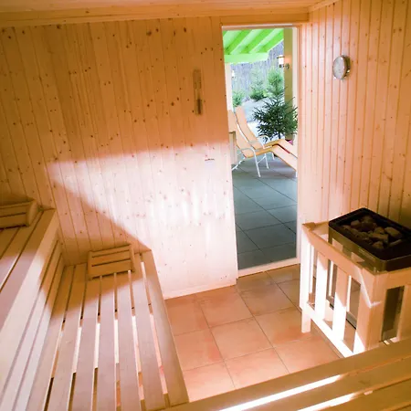 菊法维普塔尔酒店 酒店 3*