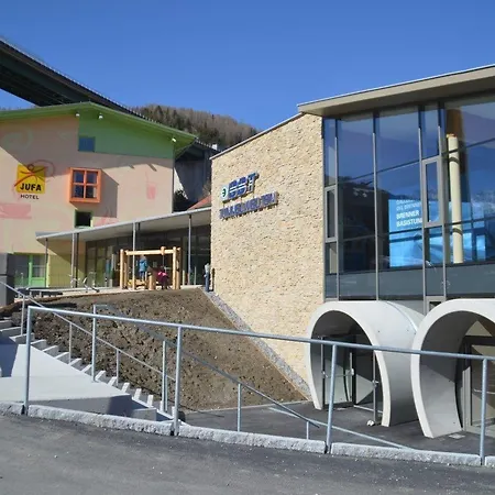 菊法维普塔尔酒店 酒店