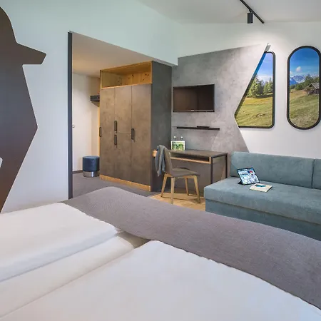 菊法维普塔尔酒店 酒店